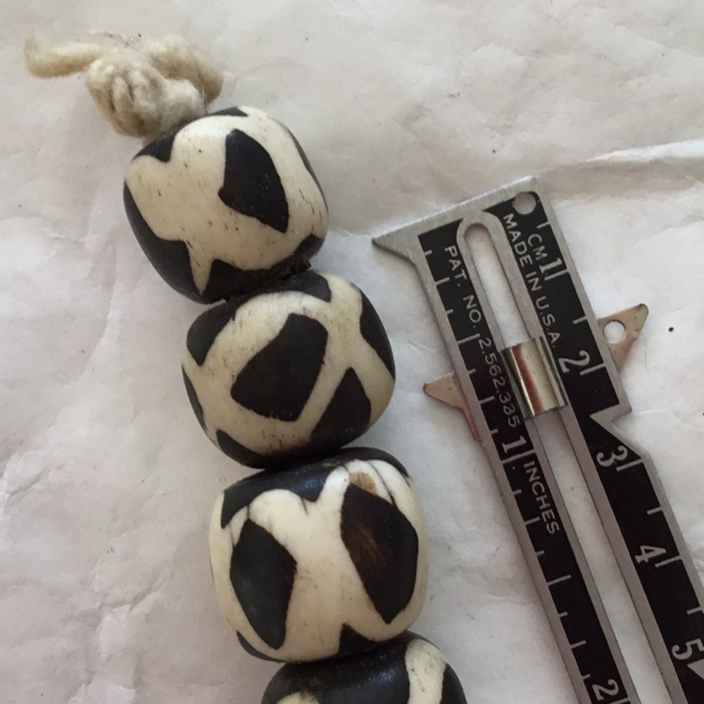 African beads - Picture 3 of 3